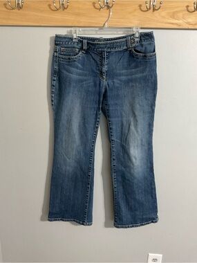 Ann Taylor Curvy Fit Mid-Rise Bootcut Jeans - 90’s- Size 16/37x30
